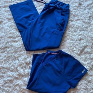 Med Couture Air M/MP Royal Blue Scrub Set